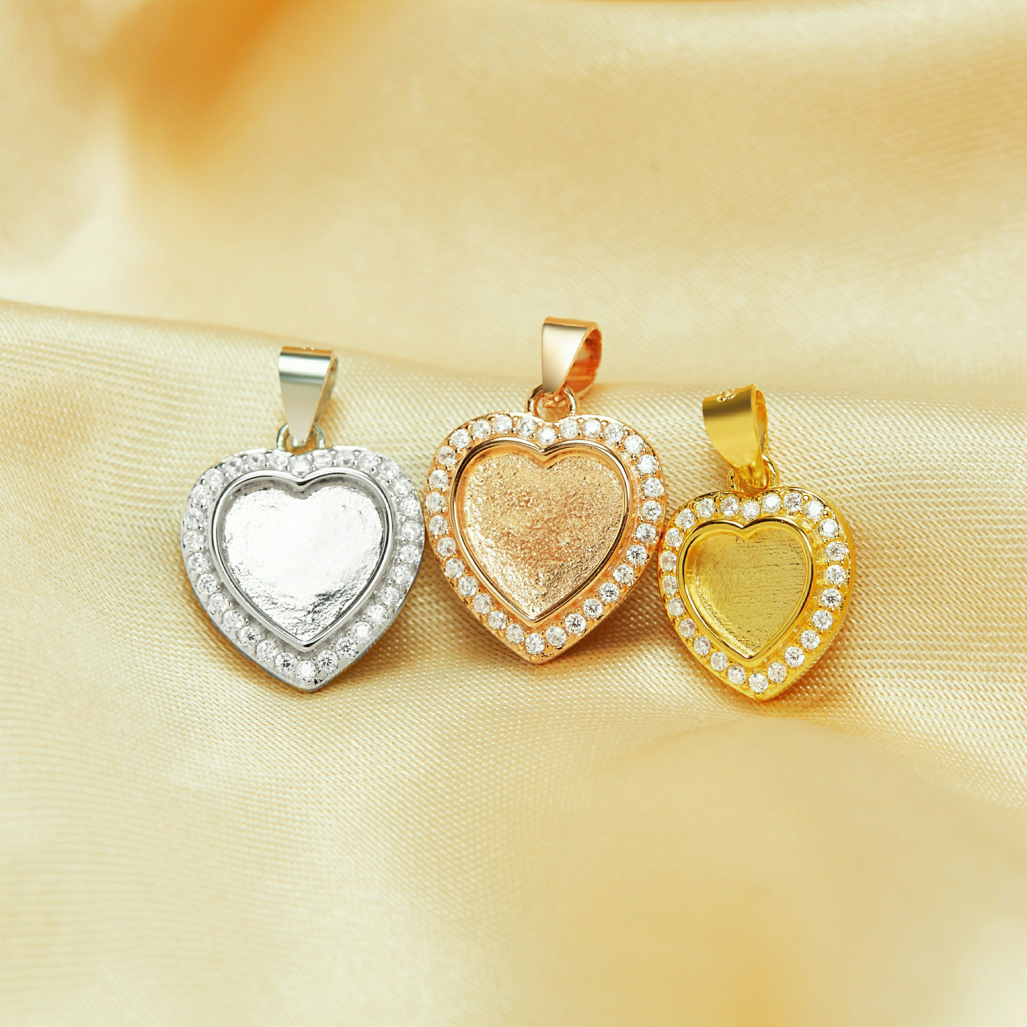 Keepsake Mother Milk Resin Hal - Bezels Set Pendant 리뷰 및 가격