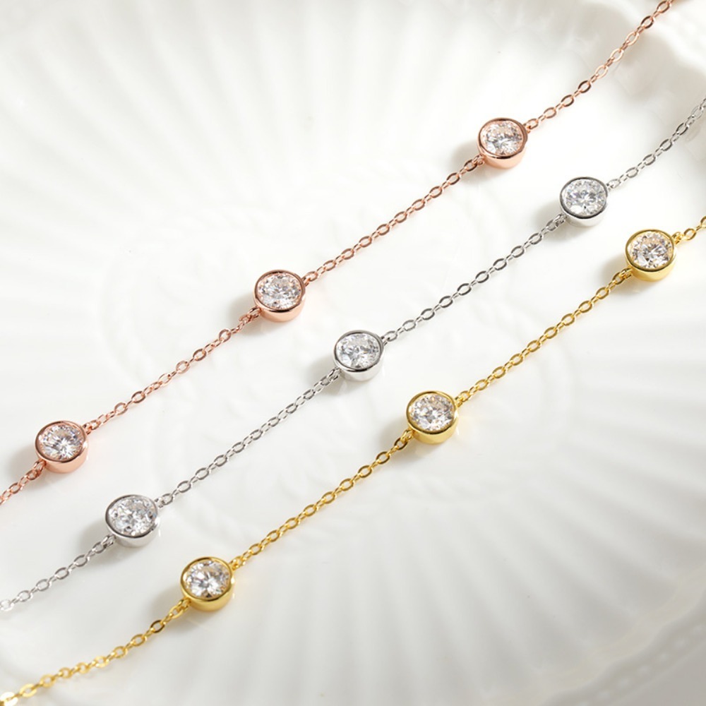 GRA Certified 5mm Moissanite N - Bezels Set Pendant 리뷰 및 가격